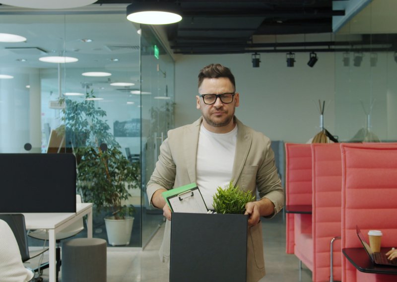Microsoft nudi dobrovoljnu otpremninu čak četvrtini svojih zaposlenika