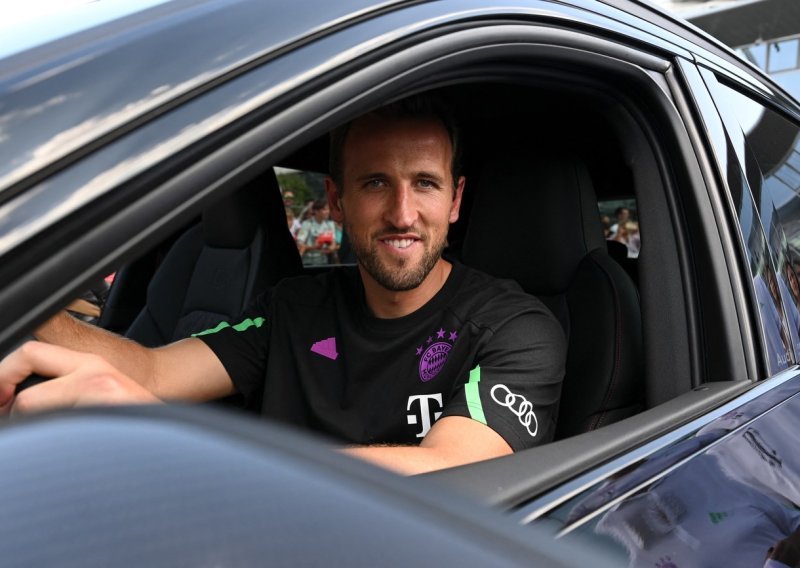 Harry Kane ne štedi na automobilima: Ovo su luksuzni modeli koje vozi osvajač Zlatne lopte