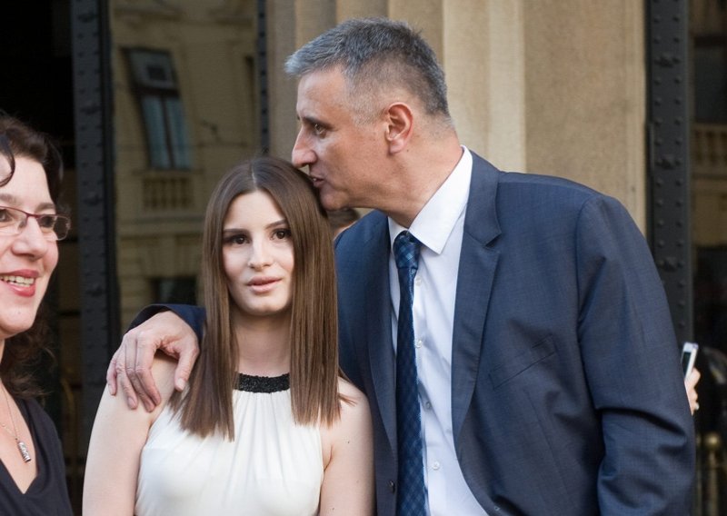 Kći Tomislava Karamarka ima veliki razlog za slavlje: Podijelila sretne vijesti iz Londona