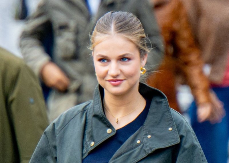 Odijela, brušena koža i obiteljski dragulji: Kako princeza Leonor gradi svoj jesenski stil