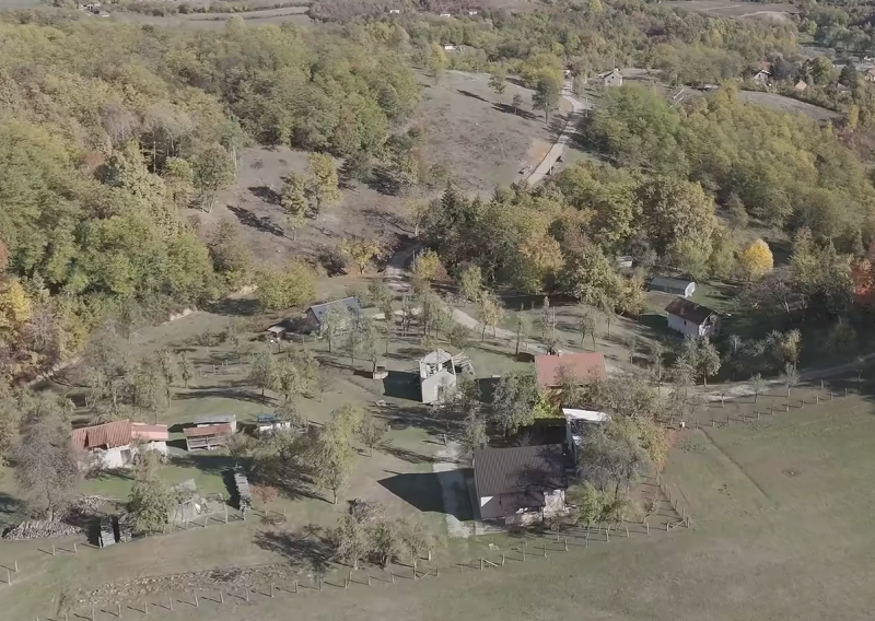 Obitelj iz Hrvatske nudi besplatnu kuću i plaću od 920 eura: Traže samo jedno