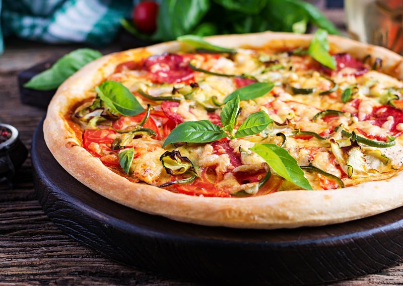 Nekad jeftin spas za gladne, a danas mali luksuz: Provjerili smo koliko pizza košta u četiri hrvatska grada, razlike su veće nego što mislite