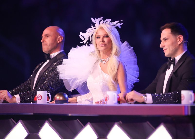 Natjecatelj se srušio usred nastupa u Supertalentu, a gledatelji bijesni na žiri: ‘Sram da vas bude’