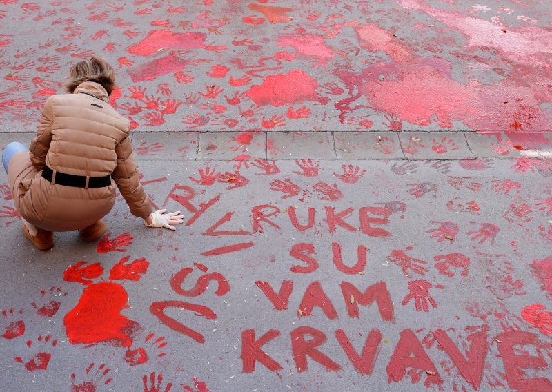 Dvije godine od tragedije koja je promijenila Srbiju: Studenti se vraćaju tamo gdje je sve počelo