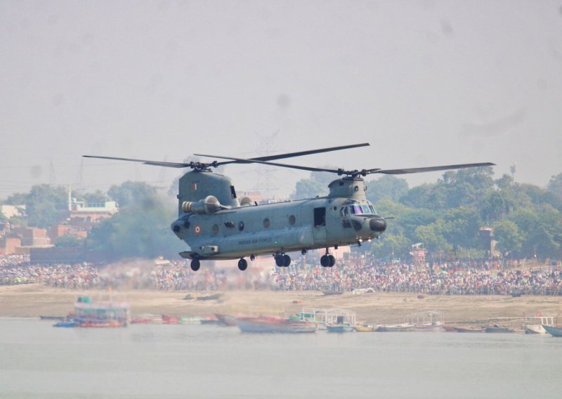 Srušio se helikopter u Indiji, šestero poginulih