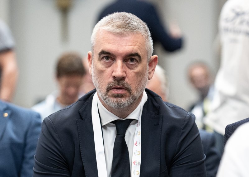 UEFA iskazala veliku čast Pletikosi: Bit će u društvu najvećih svjetskih stručnjaka