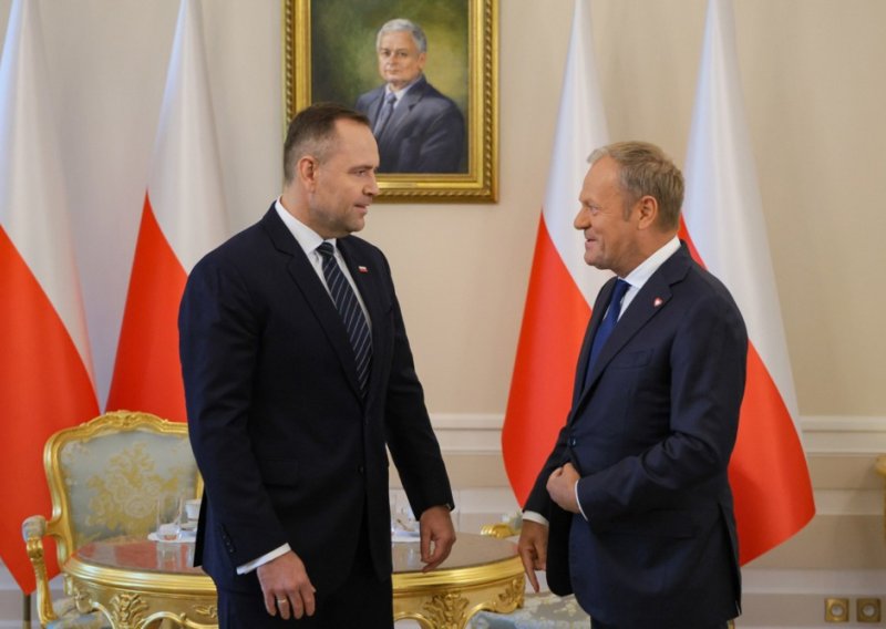 Poljski predsjednik optužio poljskog premijera za nasilno preuzimanje Ustavnog suda