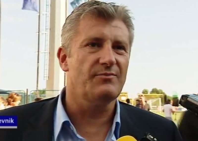 Šuker poručio medijima: Vi donesite zaključke, ja vas pratim!