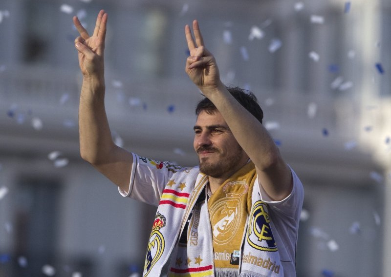 Casillas s dva šarafa na tromjesečni 'odmor'