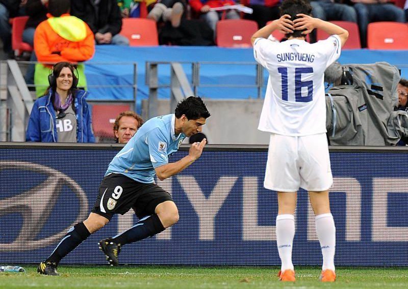Luis Suarez novi je heroj Urugvaja