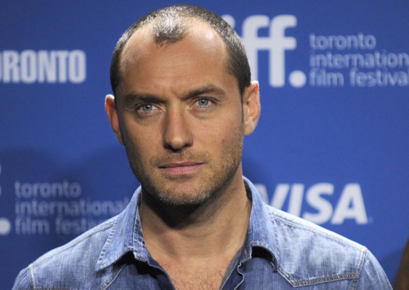 Jude Law kao ludi antijunak Dom Hemingway