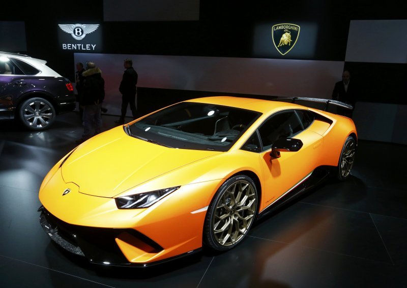 Lamborghini Huracan Performante poderao legendarnu trkaću stazu