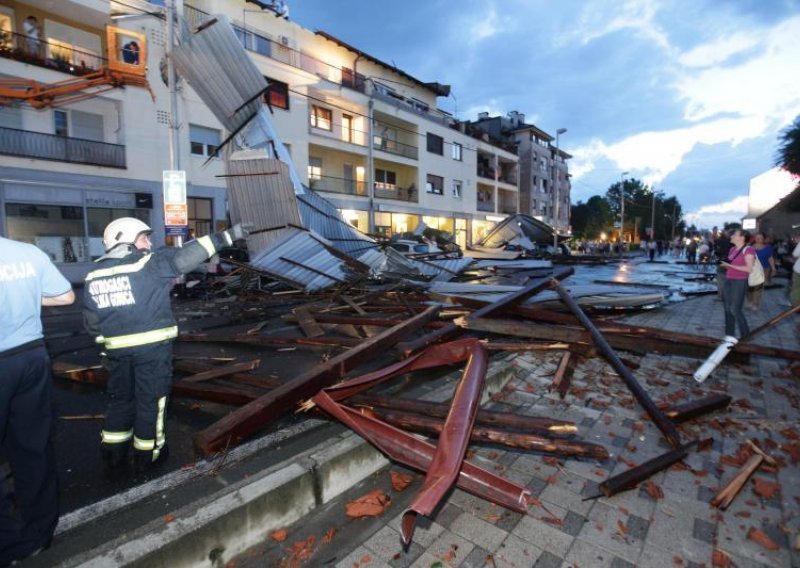 Oluja u Velikoj Gorici uništavala sve pred sobom!