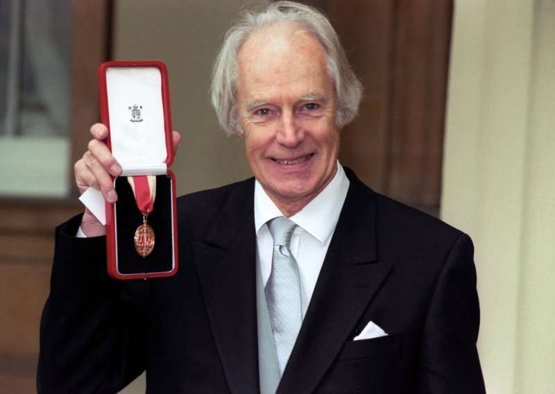 Preminuo sir George Martin