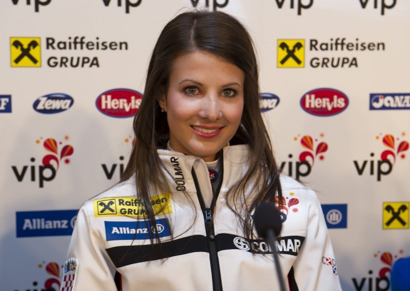 Ana Jelusic says goodbye to professional skiing