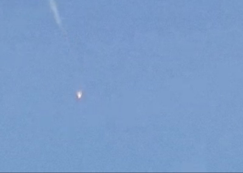 Je li ovo snimka eksplozije i pada malezijskog Boeinga?
