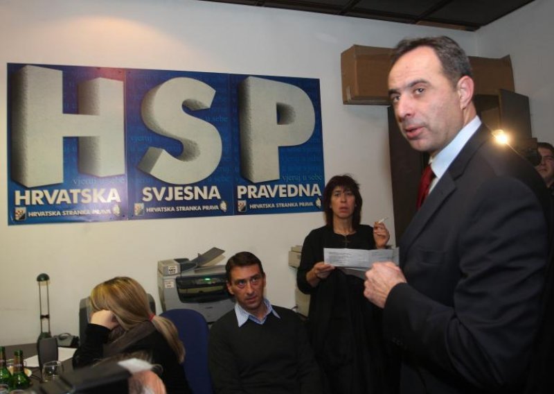 U fotelju predsjednika HSP-a ponovno zasjeo daniel Srb