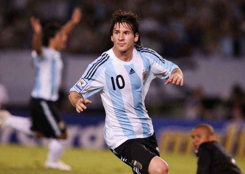 Messi želi skinuti urok protiv Brazila