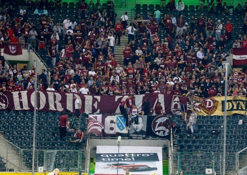 Sarajevski derbi u sjeni tučnjave navijača, 15 ozlijeđenih