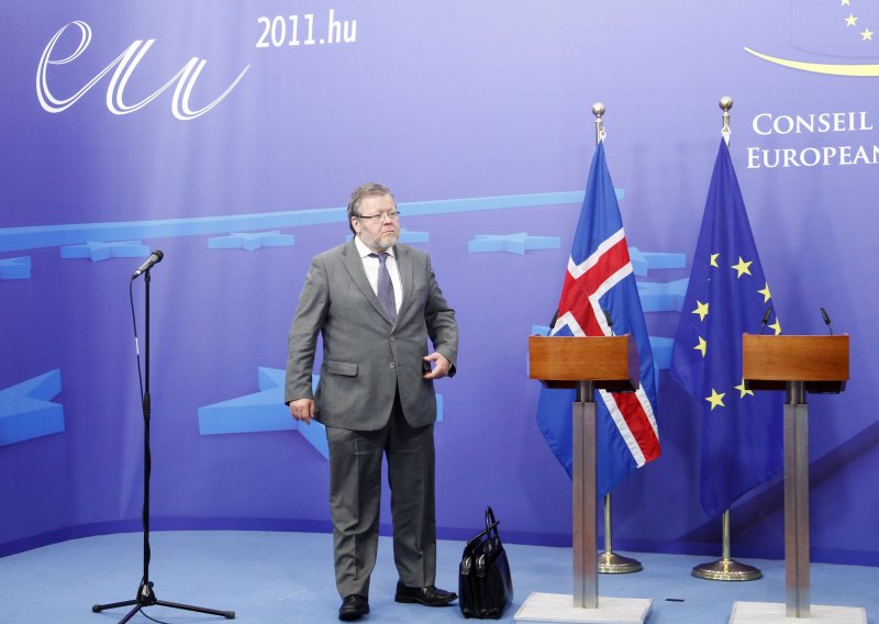 Island prekinuo pregovore s EU-om