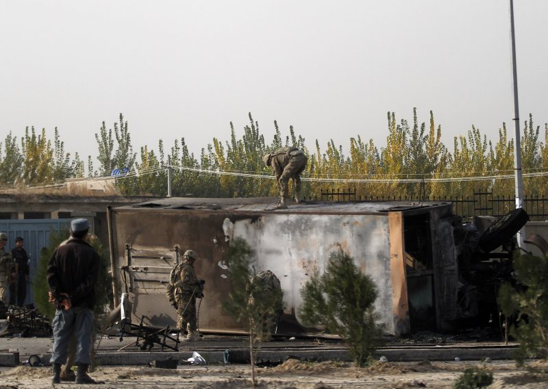 U Kabulu ubijeno trinaest vojnika NATO-a