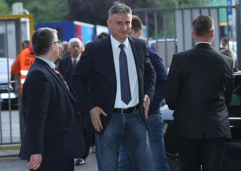 Karamarko se oglasio povodom otkazanog derbija te otkrio što ga smeta!