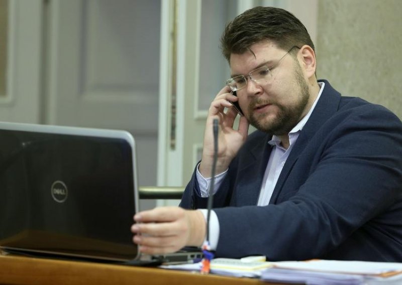 SDP u proceduru šalje interpelaciju o radu Vlade zbog 'Za dom spremni' u Jasenovcu
