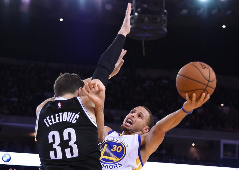 Nowitzki i društvo demolirali Sixerse, Memphis dobio nemoguće!