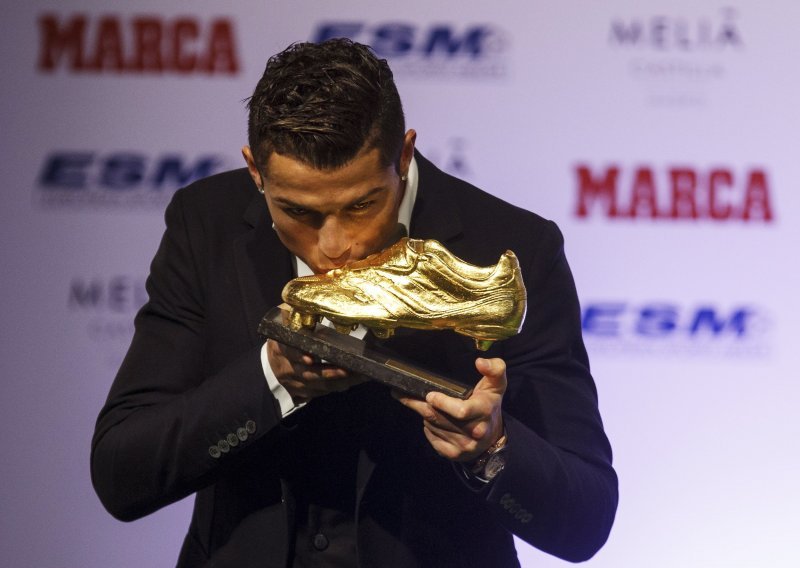 Ronaldo primio 'Zlatnu kopačku': Stalno težim savršenstvu!