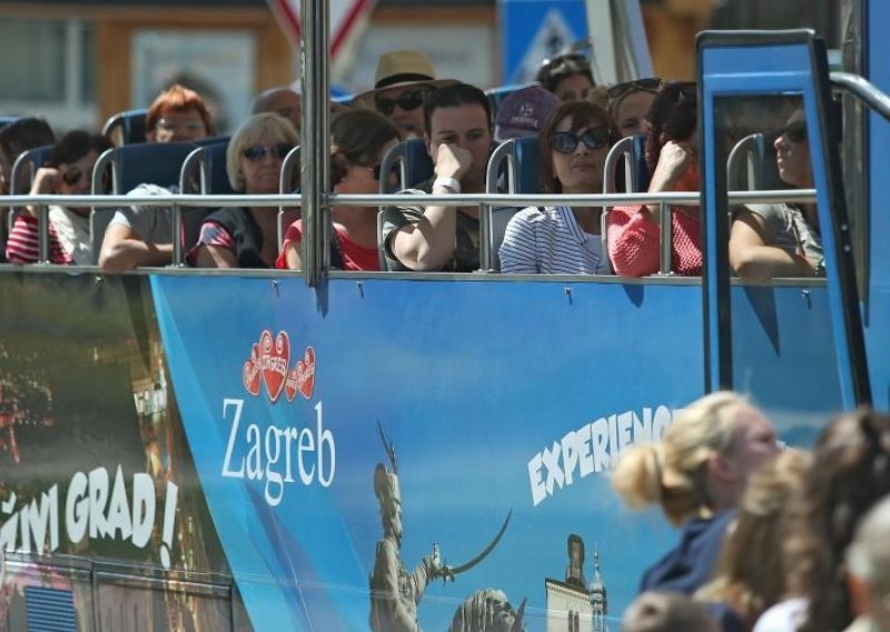 Zagreb i Split s najvećim prometom, Kvarner u minusu