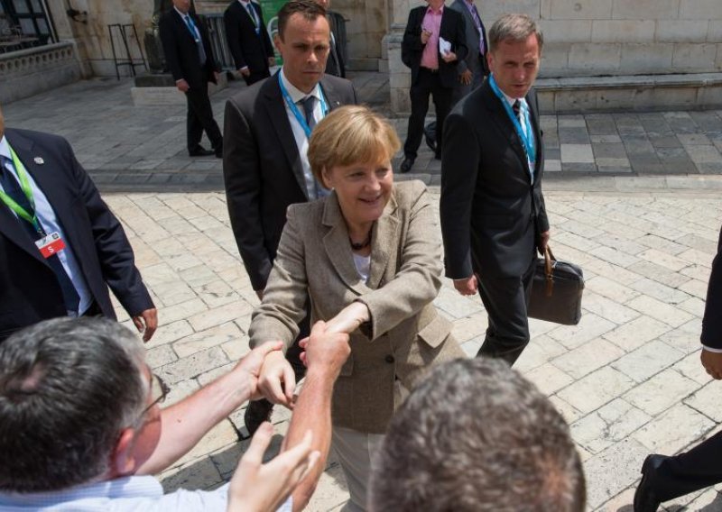 Gjenero: Dolazak Merkel jača HDZ