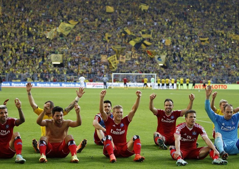 Čudo HSV-a kod Borussije u Dortmundu, Bayern uvjerljiv