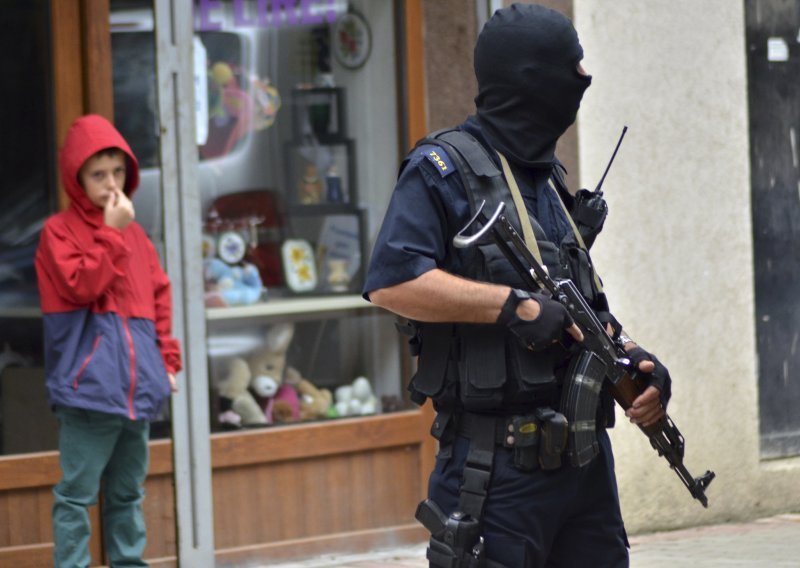 Europol: Uhićeno 1.000 ljudi, spašeno 30 djece