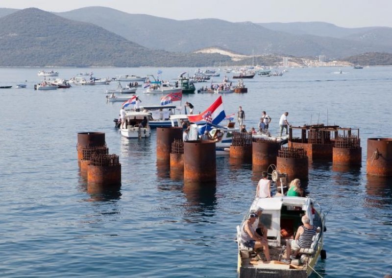 Hrvatska nije spremna ni za 'p' od Pelješkog mosta