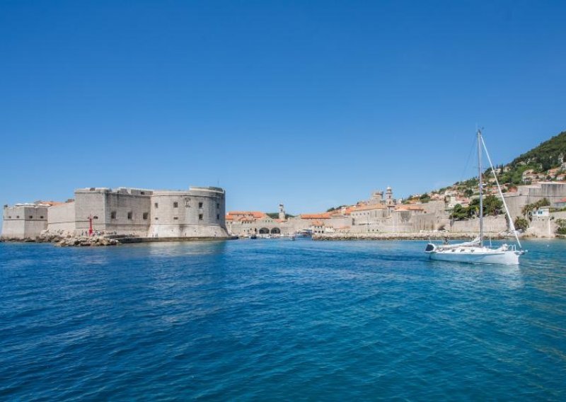 Uvjeti za kupnju Hotela Maestral tržišno neprihvatljivi