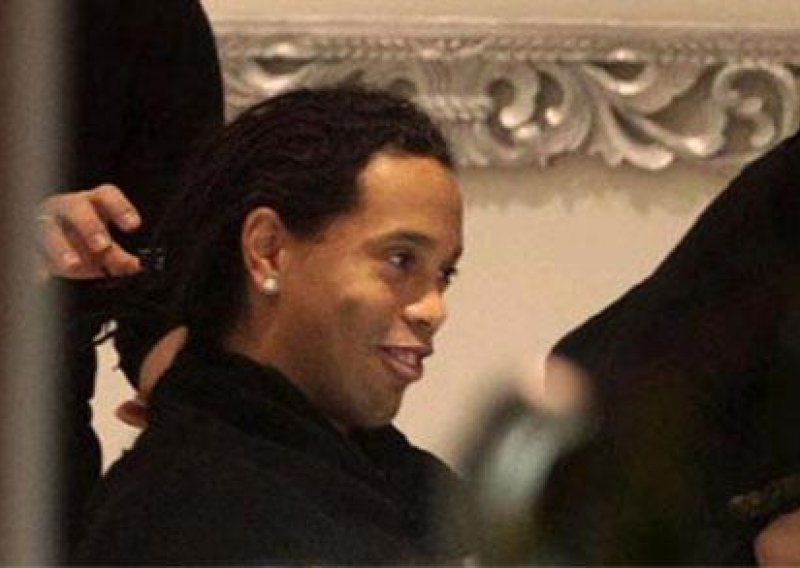 Ronaldinho inspiraciju traži kod frizera