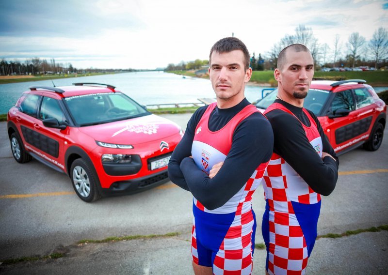 Braća Sinković otkrila zašto su odabrala baš crvene automobile!