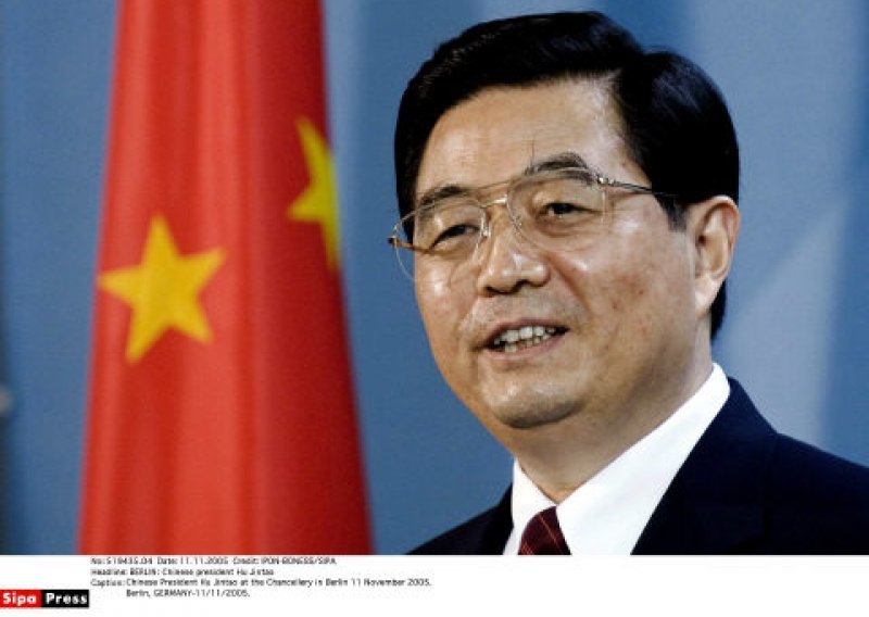 Kineski predsjednik napustio summit G8