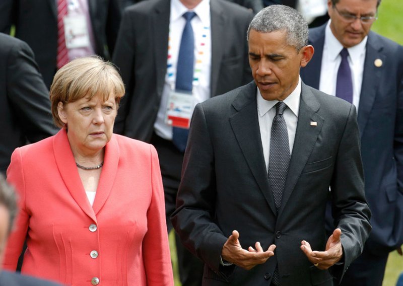 Obama i Merkel: Pravedno raspodijeliti izbjeglice i ujediniti Sirijce