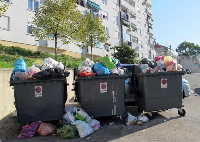 Zbog dolaska političara Knin zabranio odlaganje smeća