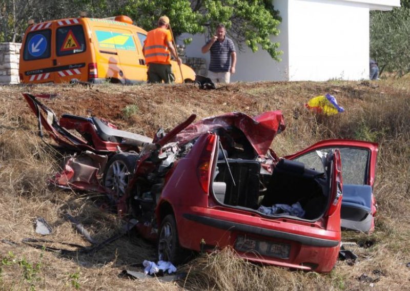 Na cesti Osijek-Bilje smrtno stradao 23-godišnjak