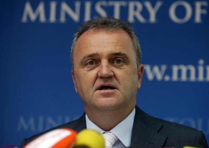 Ostojic says is resigning over unfounded accusations