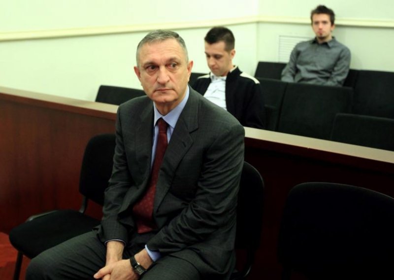 Jezic: Sanader wanted to use my bank accounts to receive MOL bribe