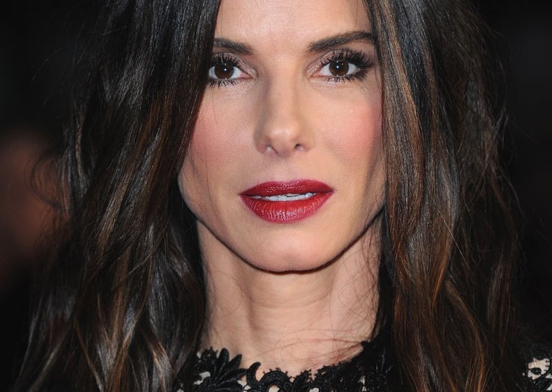 Pogledajte kako repa Sandra Bullock