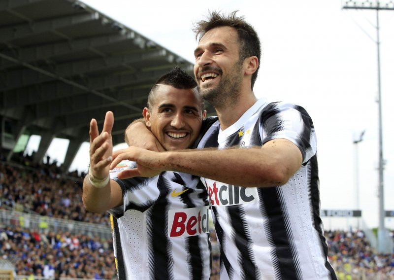 Utrka za prvaka Juventusa i Milana i dalje neizvjesna