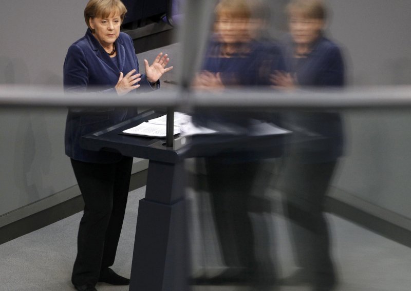 Merkel: Europa će iz krize izaći snažnija