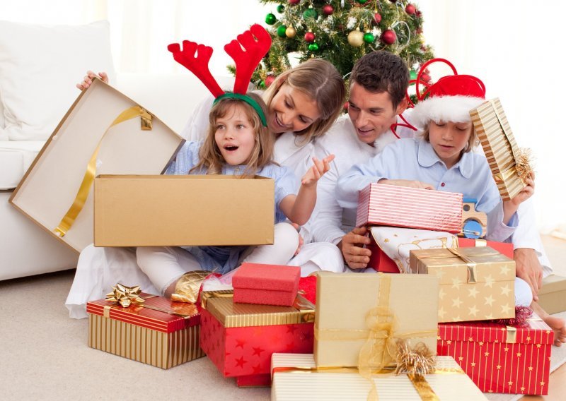 Drukčiji darovi: Što pokloniti djeci za Božić?