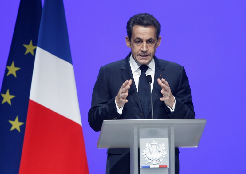 Sarkozy: Krizu se može prevladati