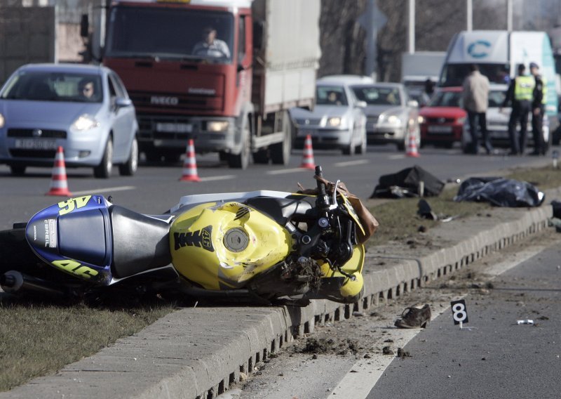 Pješakinja poginula u naletu motocikla