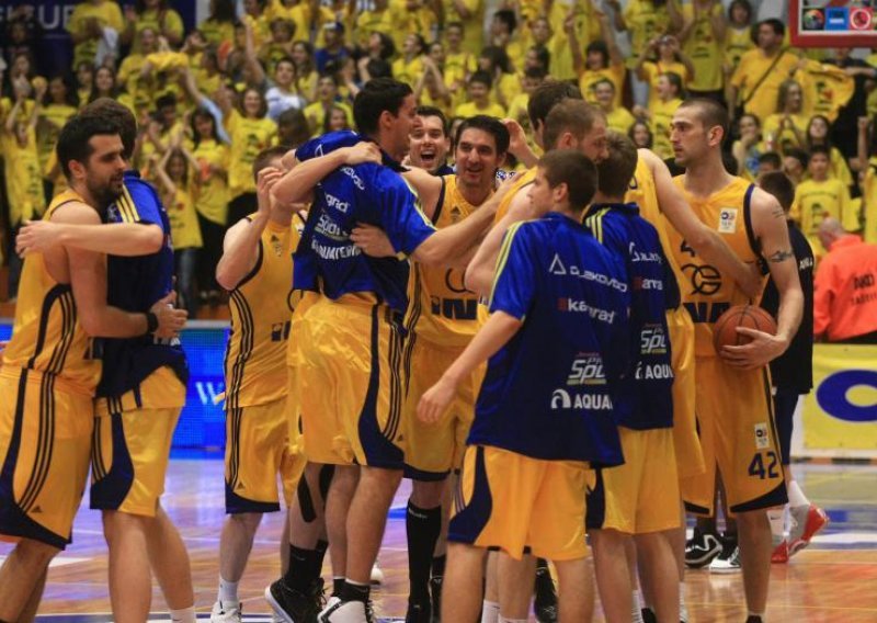 Zagreb dobio Zadar i osigurao finale PH